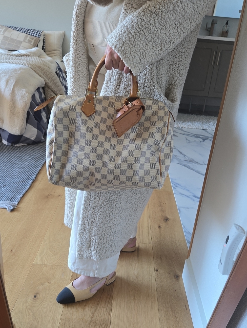 Louis Vuitton Speedy Damier Azur 35, Auth, French Chic, Lock, Key, Luggage Tag